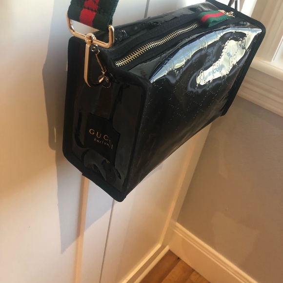 - Gucci cosmetic bag - Picture 6 of 10